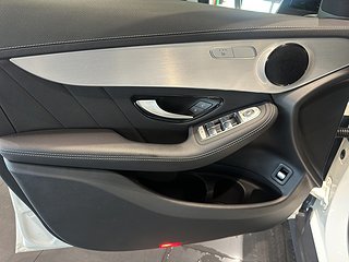 SUV Mercedes-Benz GLC 12 av 14
