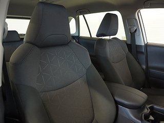 SUV Toyota RAV4 13 av 23