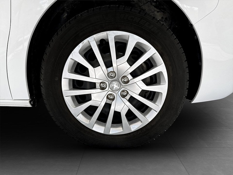 Bild på Peugeot Expert PRO+ 2.0 BHDi 145hk Aut L3 - B-KAMERA, M-VÄRME