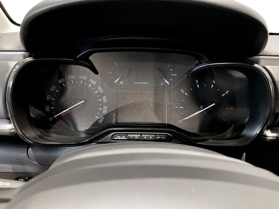 Bild på Citroën C3 Feel 1.2 PT 83hk - CARPLAY, FARTHÅLLARE