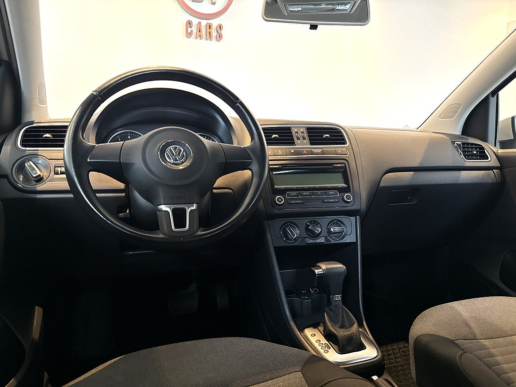 Volkswagen Polo 5-dörrar 1.4 MPI Masters NYKAMREM P-SENSOR LÅGMIL 2-ÄGA