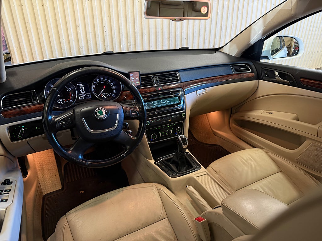 Skoda Superb Kombi 1.8 TSI 4x4 Elegance Euro 5