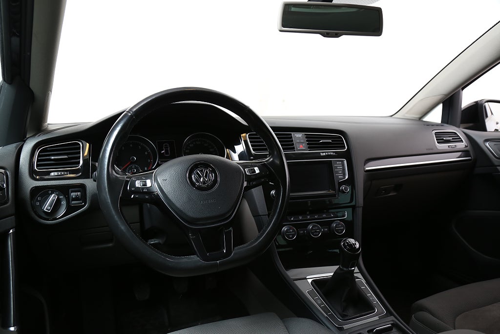 Volkswagen Golf 1,4 TSI 140hk GT 5d Nybesik P-sensorer Motorv 2014