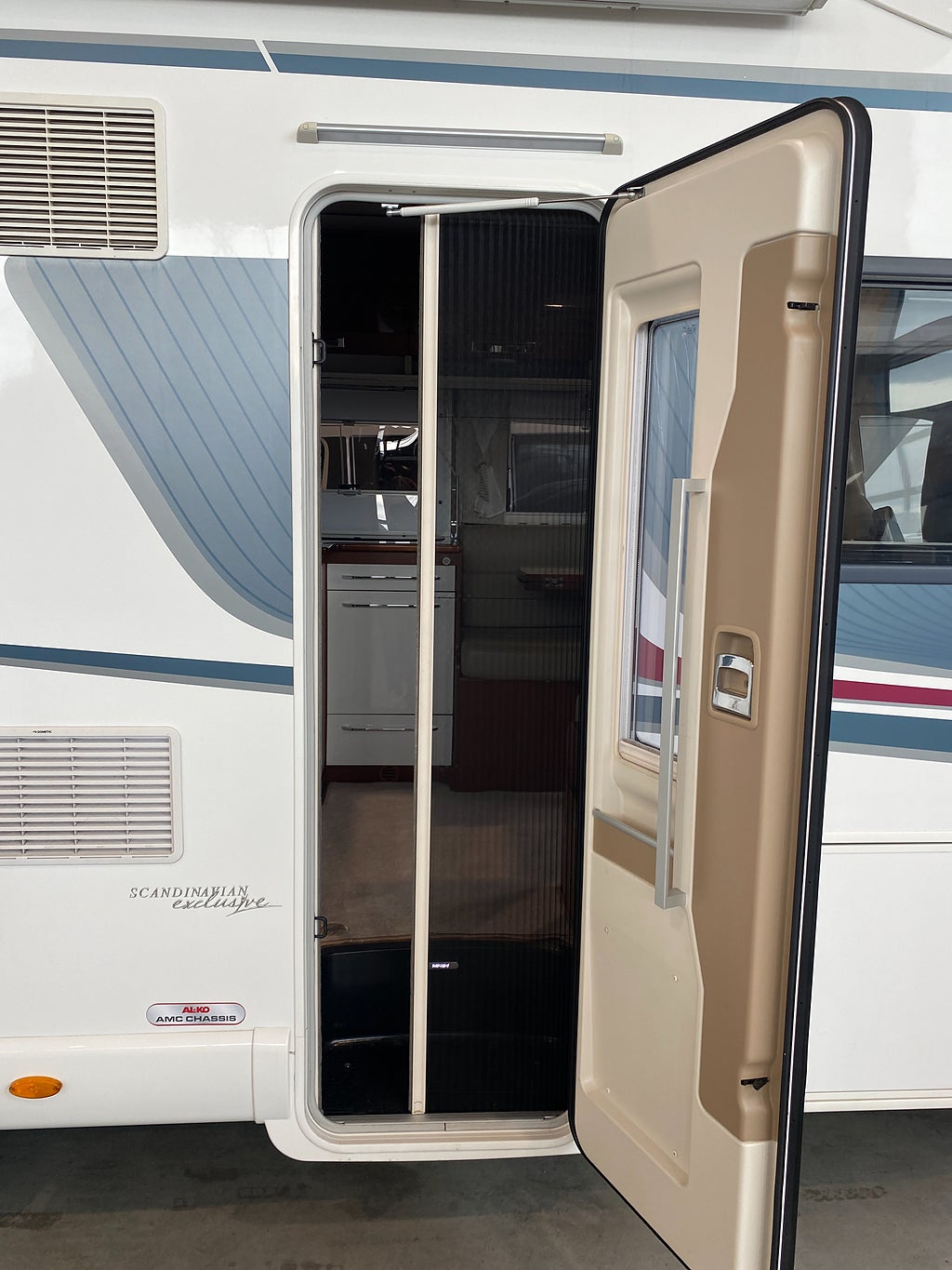 Rapido 7096 F /ALDE/AC bodel/Solcell/Automat 150hk/F2F - Rapido