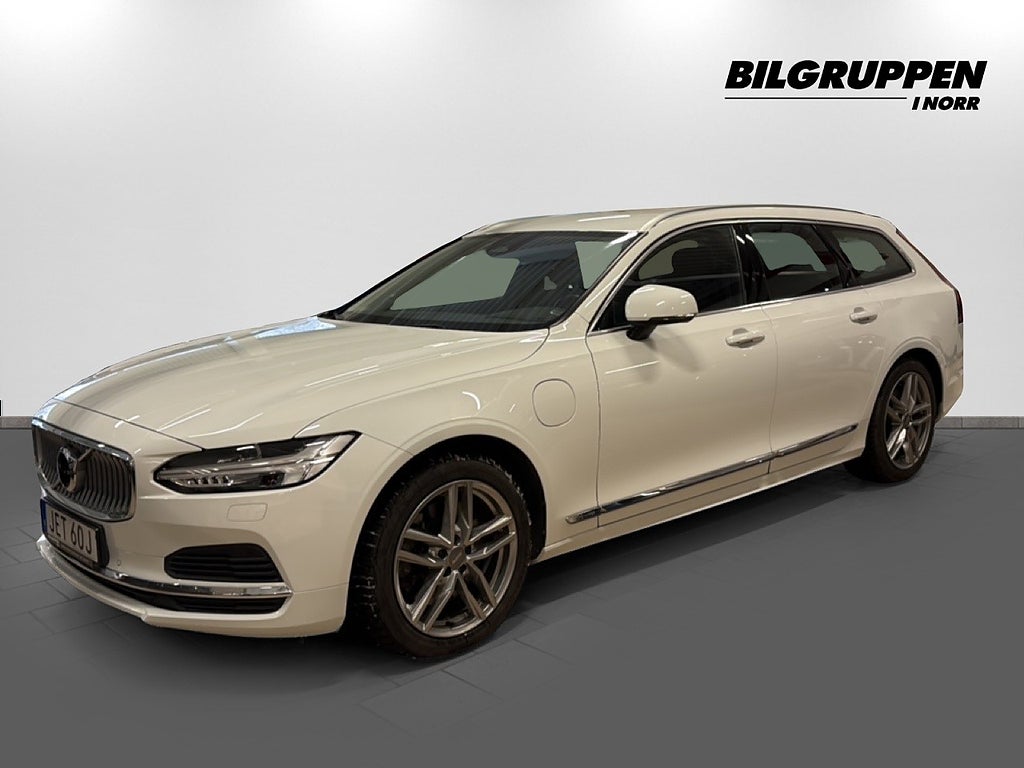 Volvo V90 Recharge T6 AWD Geartronic Momentum ( V-hjul, Drag) 