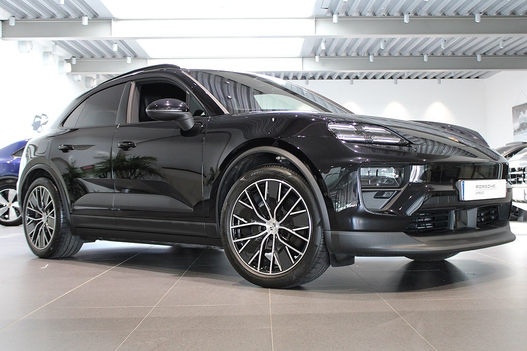 Porsche Macan 4