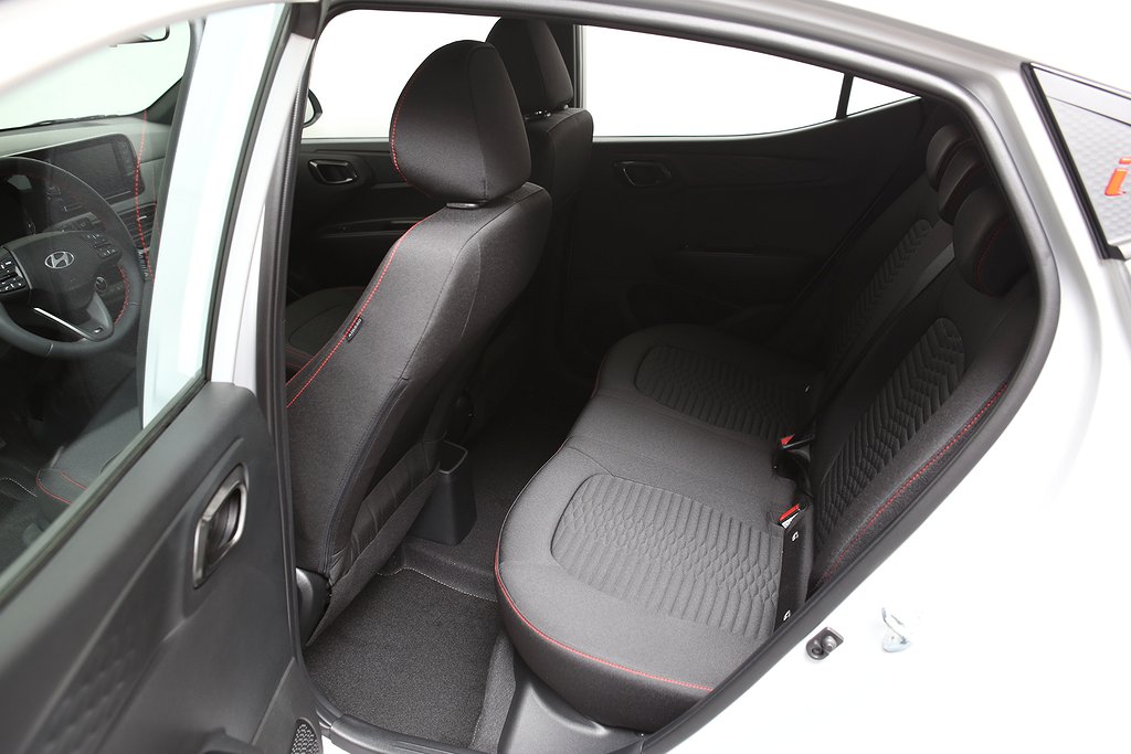 Hyundai i10 1.0T  Manuell N-line 2025