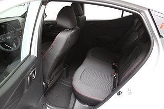 Halvkombi Hyundai i10 5 av 22