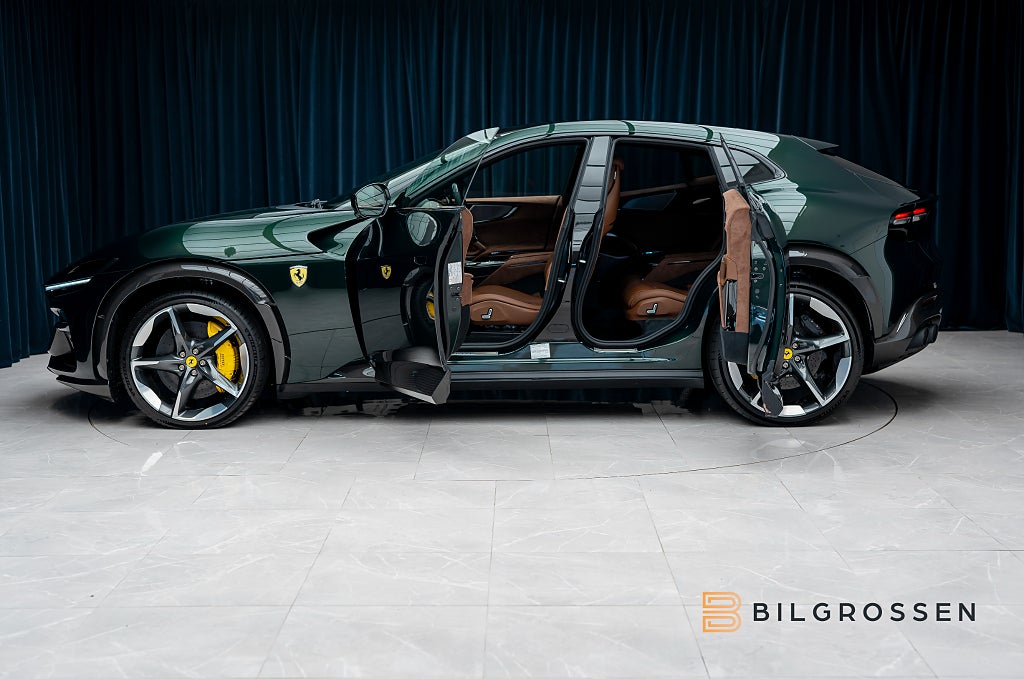 Ferrari Purosangue 6.5L V12 725hk Full Kolfiber Verde Zeltweg Sv-Såld NY