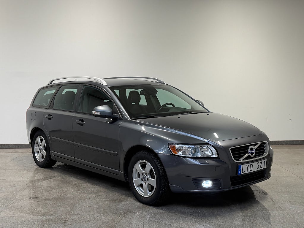 Volvo V50 D2 Classic Dieselvärmare Dragkrok 1-ägare LÅGAMIL 