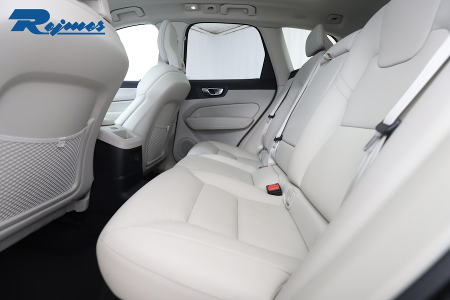 Volvo XC60 T6 Plus Dark Edition 2025, bild 7/43