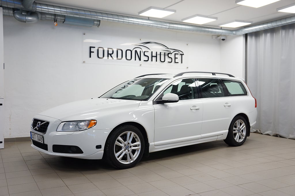 Volvo V70 D4 AWD GEARTRONIC MOMENTUM | DRAGKROK