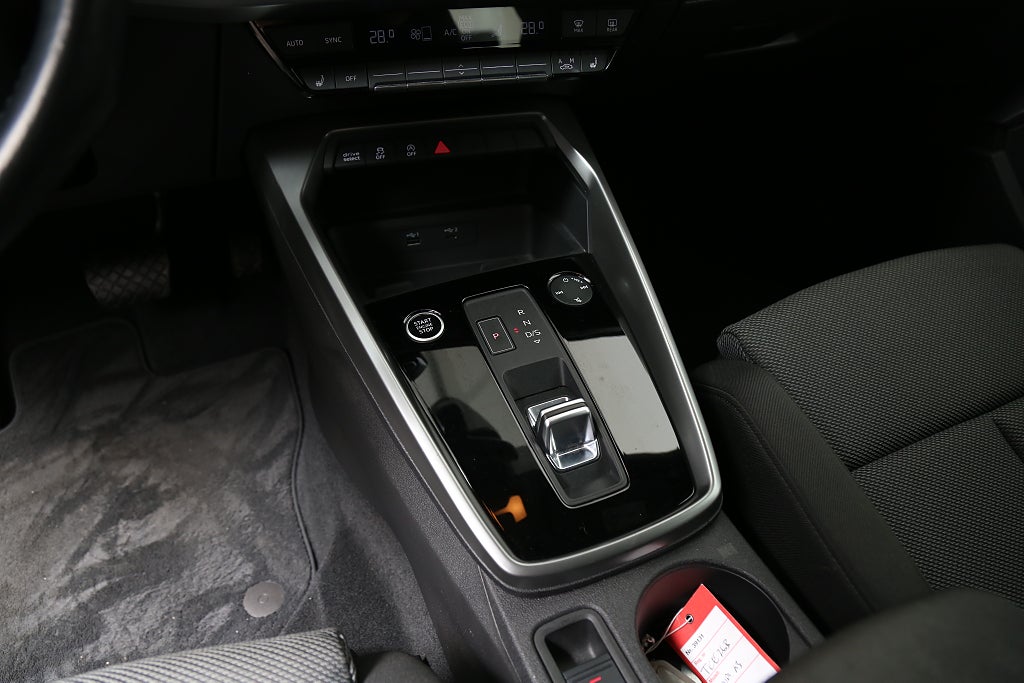 Audi A3 Sportback 35 TFSI S Tronic 150hk Cockpit CarPlay 2021