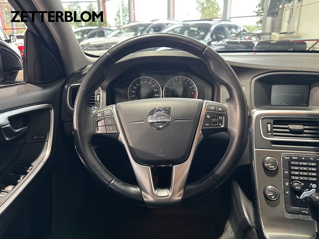 Sedan Volvo S60 12 av 15