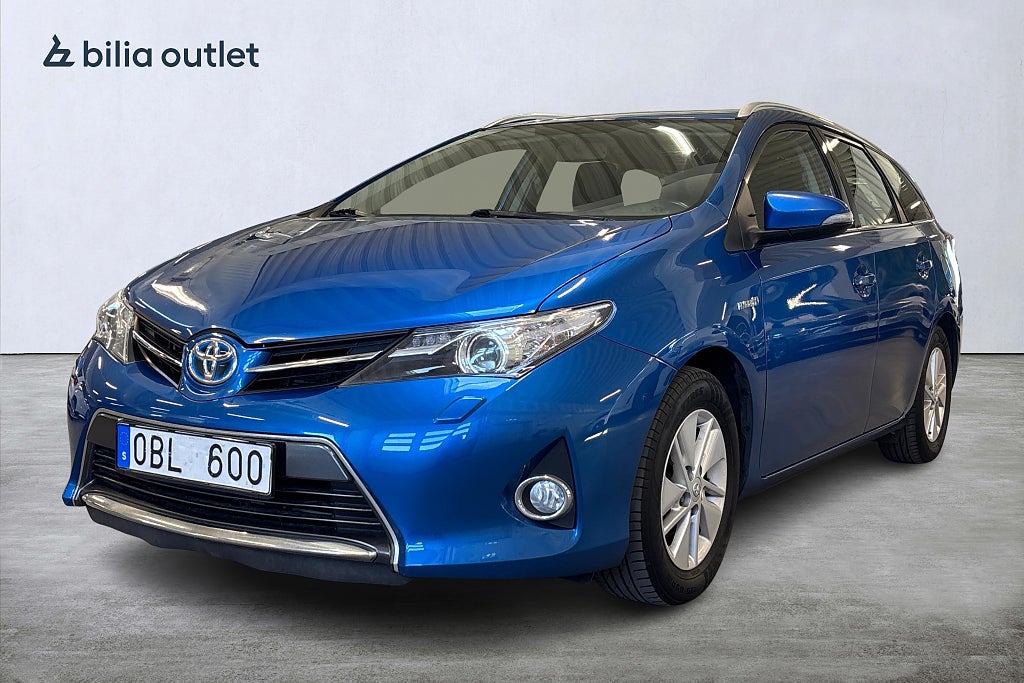 Toyota Auris TS Hybrid e-CVT Active 136hk Backkamera