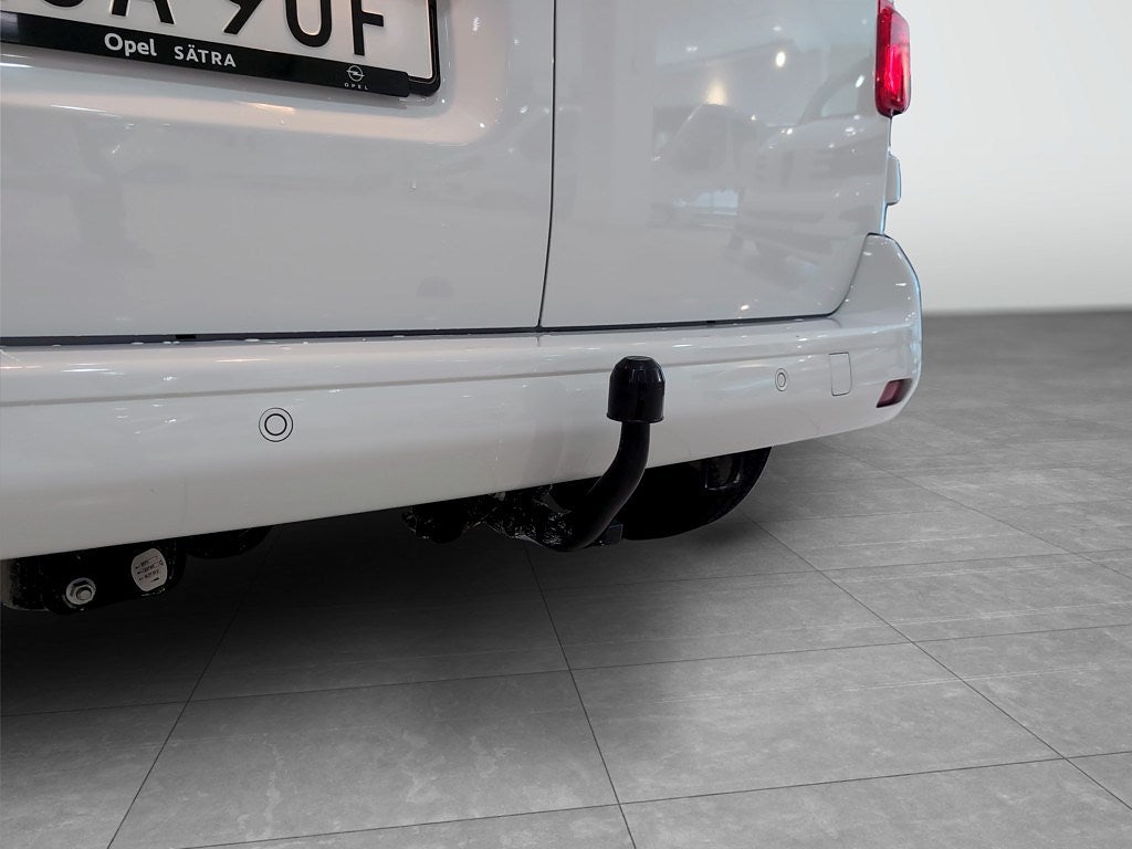 Bild på Opel Vivaro Elite 180hk Aut L2 - DEMO