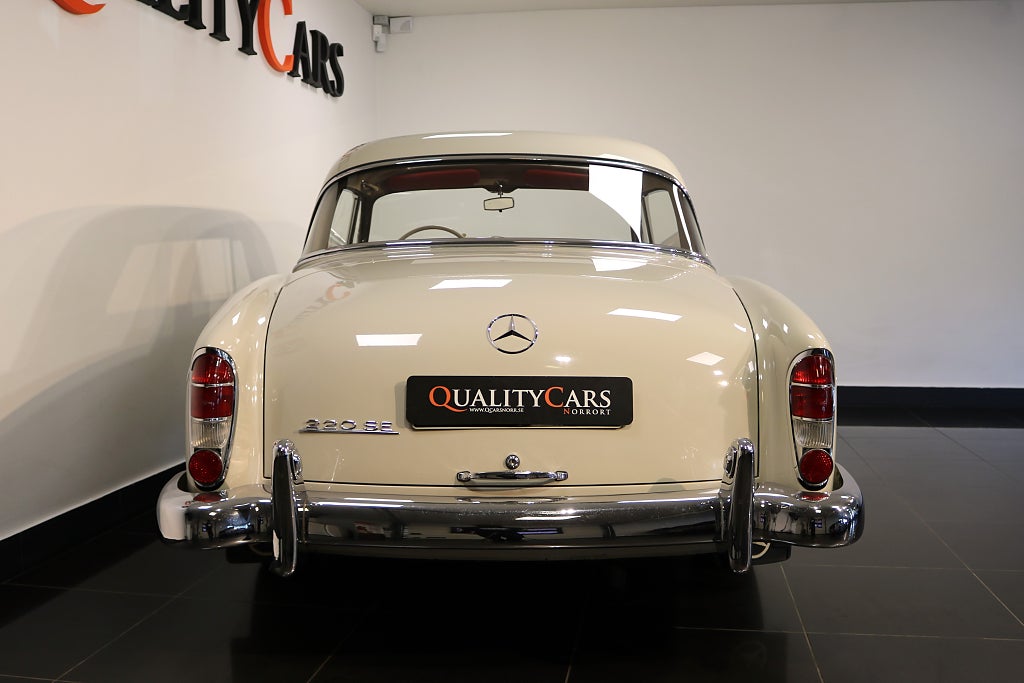 Mercedes-Benz W128 1960 - miniatyr 6