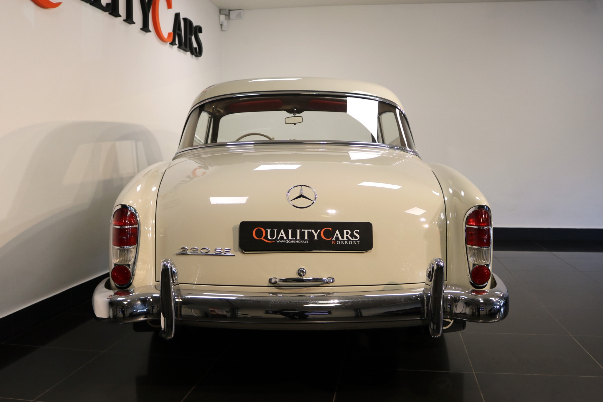 Mercedes-Benz 220 1960, bild 6/44