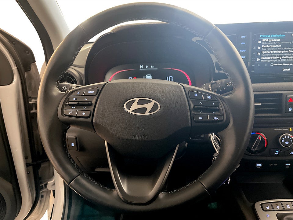 Bild på Hyundai i10 Essential 1.0 MPi 67hk AMT Aut B-KAMERA RATTVÄRME