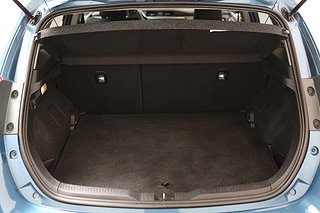 Halvkombi Toyota Auris 23 av 23
