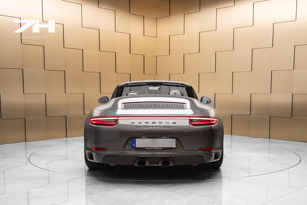 Porsche 911 991 Carrera 4 GTS Cabriolet / Kamera / BOSE