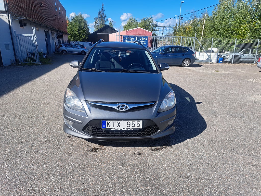 Hyundai i30 cw 1.6 CRDi Business Euro 4