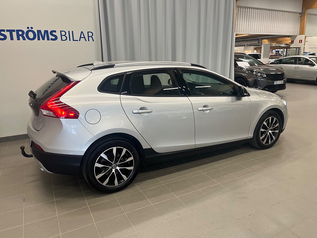 Volvo V40 Cross Country D3 Geartronic Pro Edition Drag VOC Backkamera thumbnail