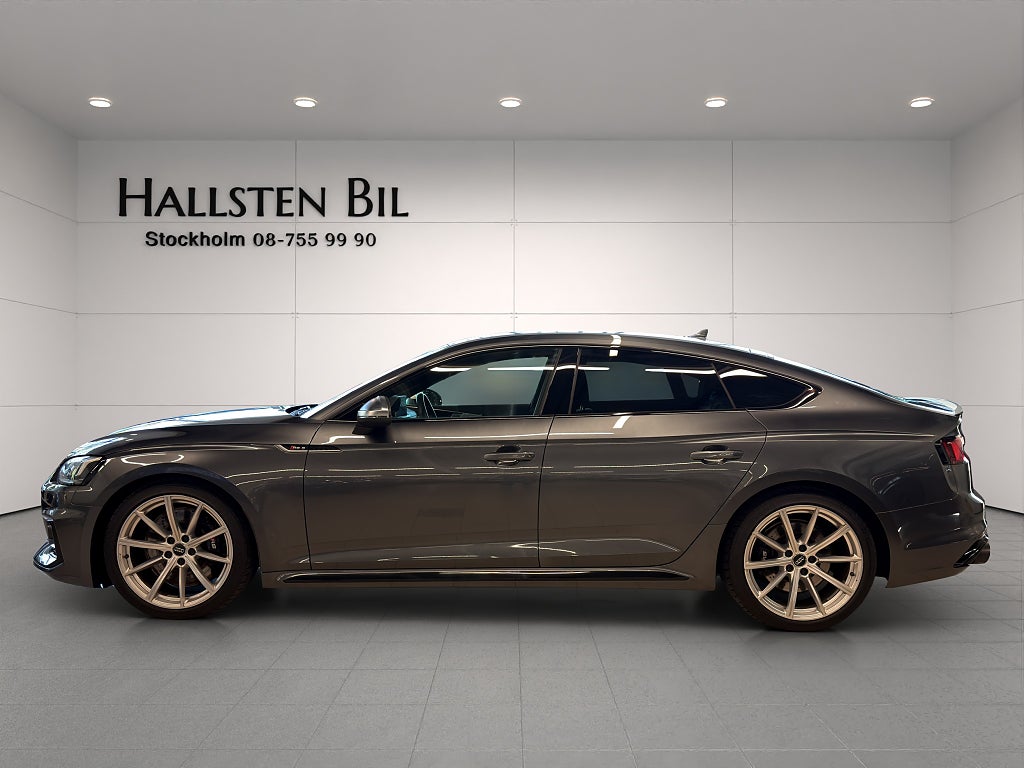 Audi RS5 Sportback 520HK Milltek Bang&Olufsen Cockpit Skinn 