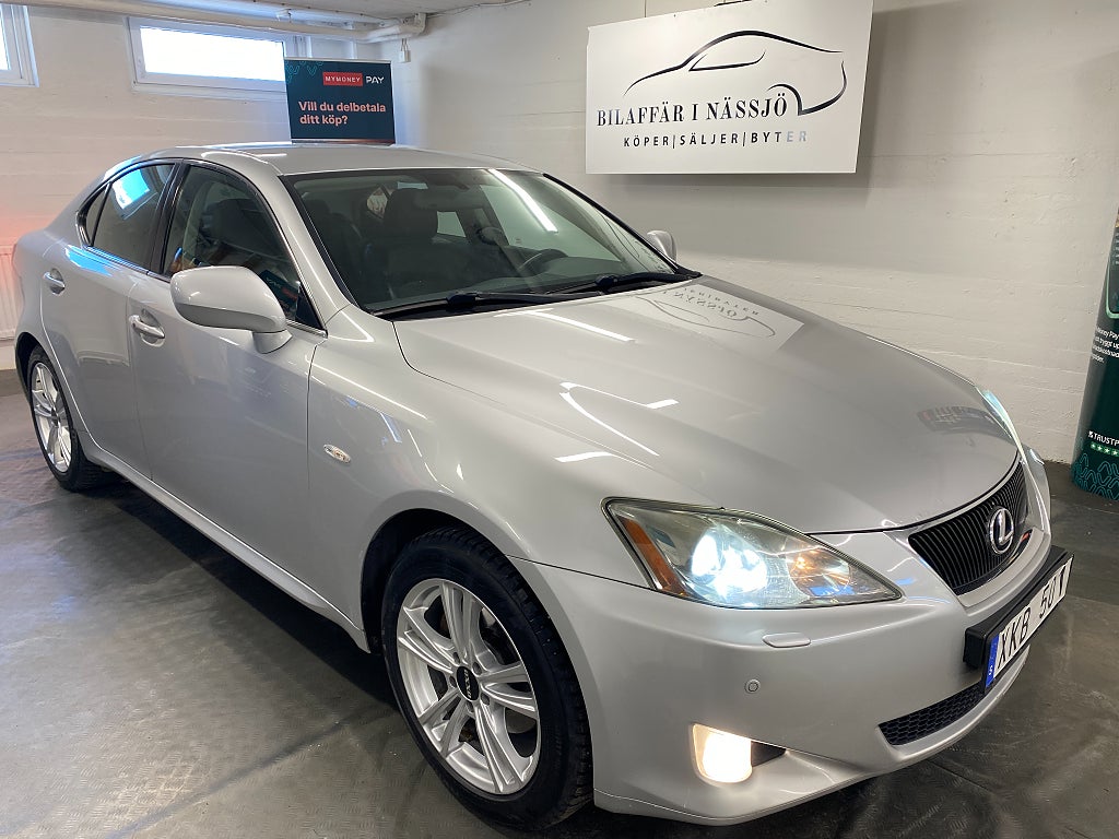 Lexus IS 250 2.5 V6 GPS B-Kamera