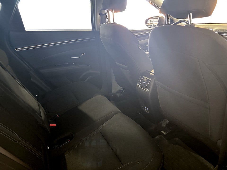 Bild på Hyundai Tucson Essential 1.6 T-GDI 150hk Aut B-KAMERA CARPLAY