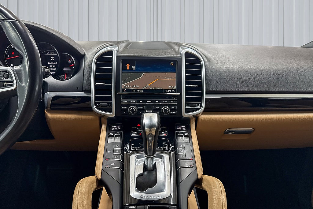 Porsche Cayenne 2016