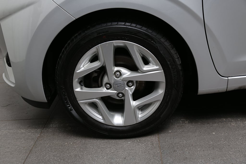 Hyundai i10 1,0 blue AMT Essential Automat CarPlay Leasbar 2022