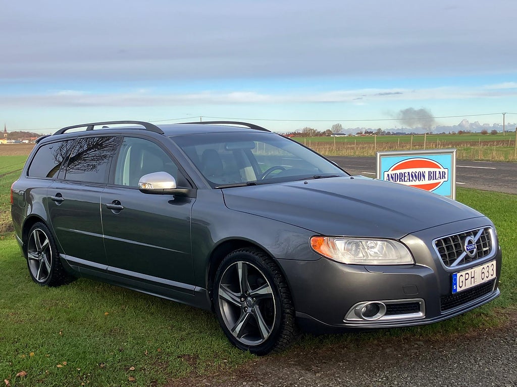 Volvo V70 2.5FT Aut R-Design 231 HK , Drag , Skinn , Nybes, 