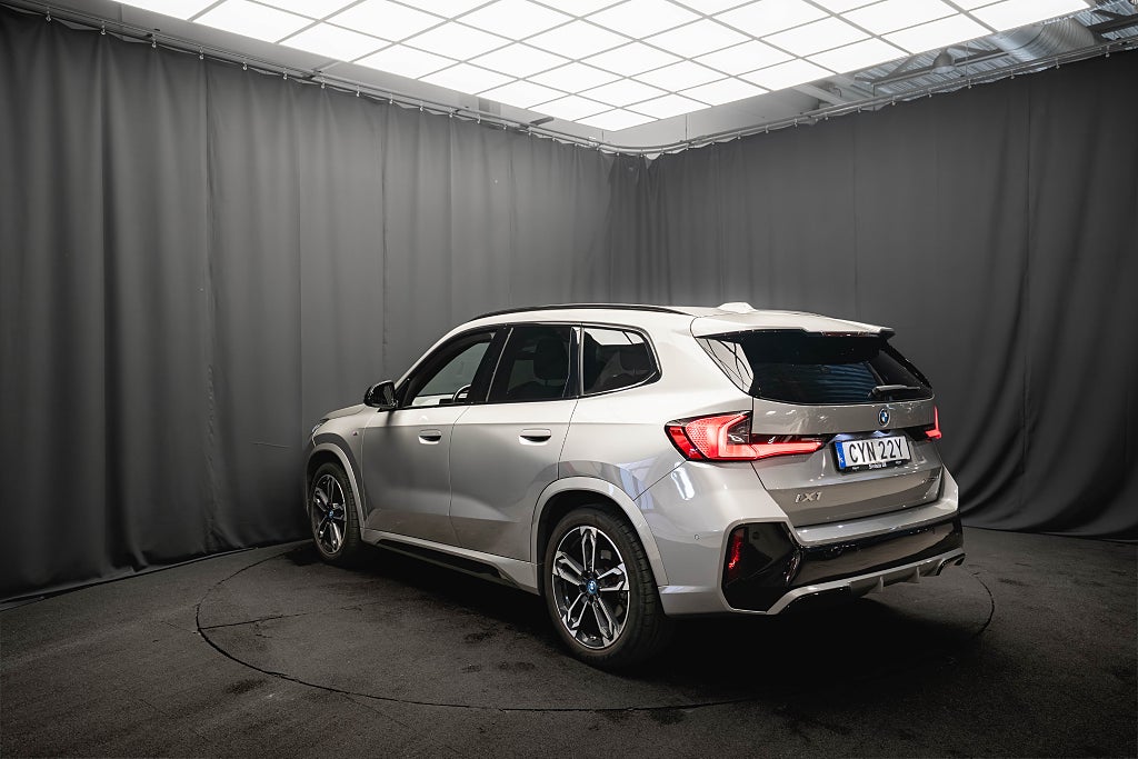 BMW X1 i xDrive30 M Sport H/K ELSTOL MINNE KAMERA ADAP FART
