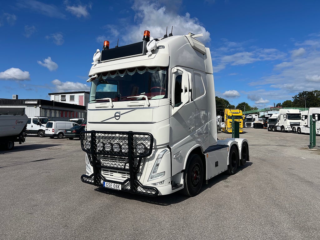 Volvo FH13 500 6x2 Dragbil med Hydraulik, Klädd hytt mm