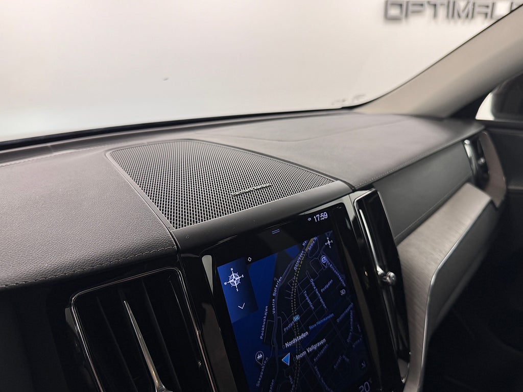 Volvo XC60 2021 - miniatyr 12