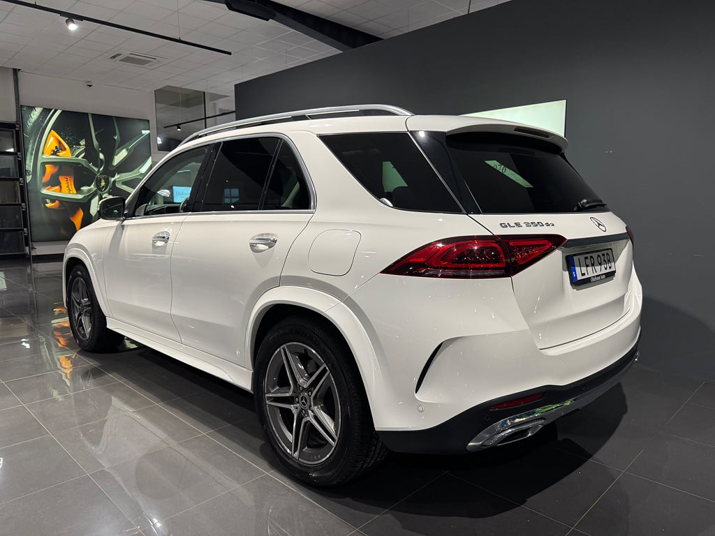 Mercedes-Benz GLE 350 de 4MATIC SUV AMG Premium Plus - bild 2