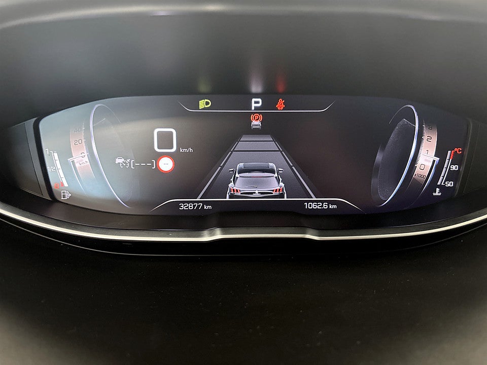 Bild på Peugeot 5008 GT 1.2 PT 130hk Aut 7-SITS B-KAMERA