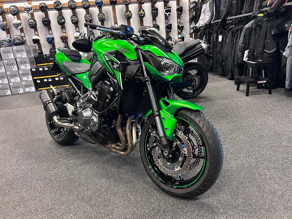 Kawasaki Z900 