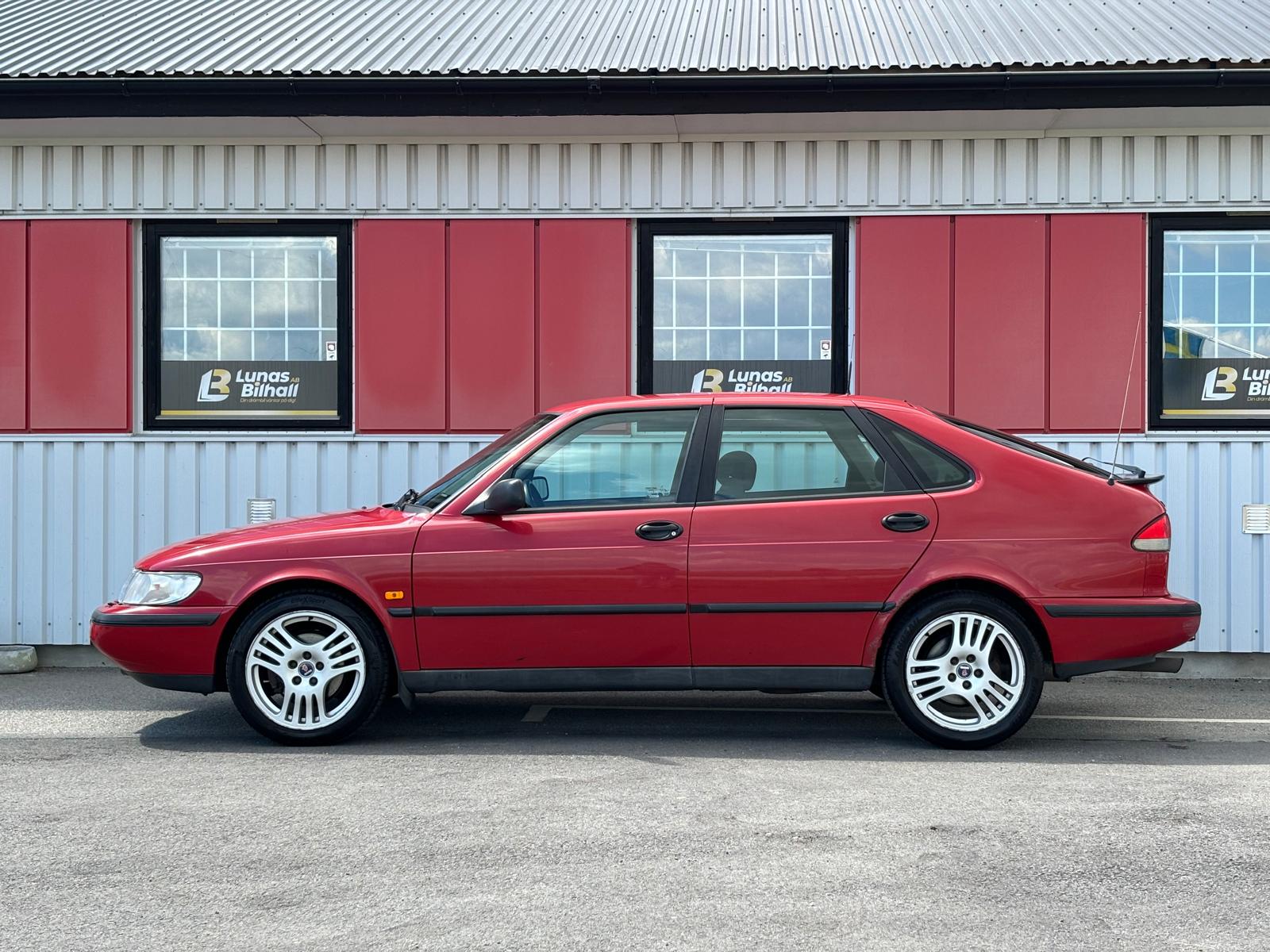 Saab 900 5-dörrar 2.0 Turbo 1998, bild 6/50