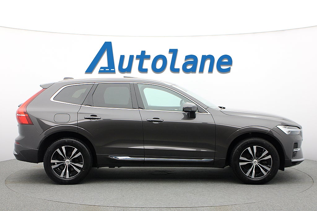 Volvo XC60 T6 Plug-In Hybrid AWD, Core, B-Kamera, Pano, Navi 350hk