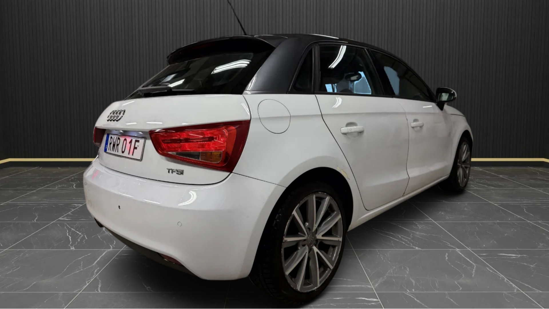 Audi A1 Sportback 1.2 TFSI Manuell 2013, bild 4/38