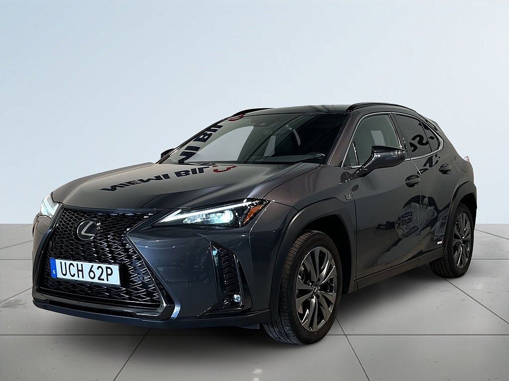 Lexus UX 250h E-Four CVT F Sport Mvärm Kamera GPS CarPlay SoV