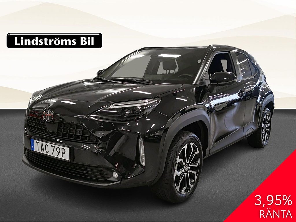 Toyota Yaris Cross Hybrid 115 AWD-i Active Plus 1,5 e-CVT 116hk V-hjul MOMS
