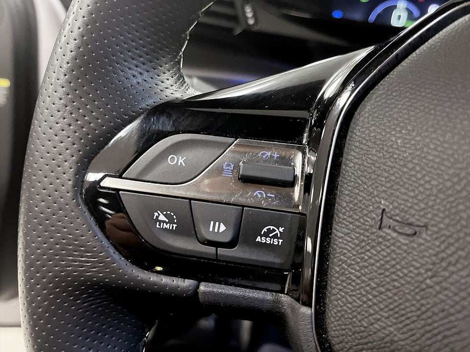 Bild på Peugeot 308 SW GT Hybrid 225hk Aut - DRAG, B-KAMERA