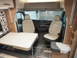 Husbil-halvintegrerad Knaus VanWave 640 MEG Vansation 7 av 14