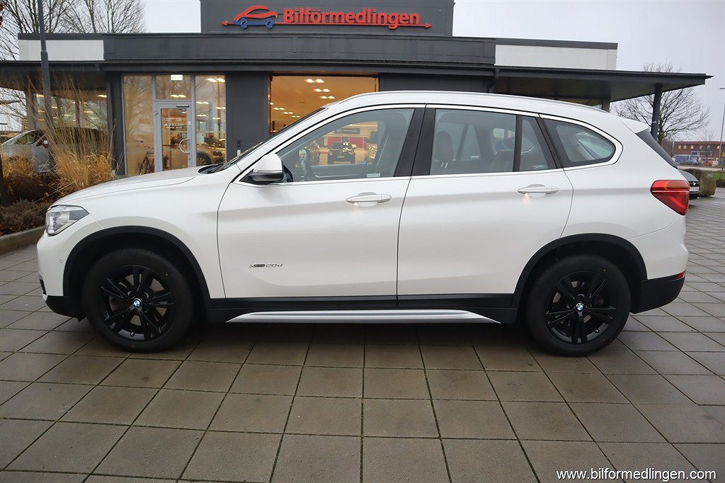 BMW X1 xDrive 2.0d 190hk Skinn AWD Aut X-Line Drag Svensksåld