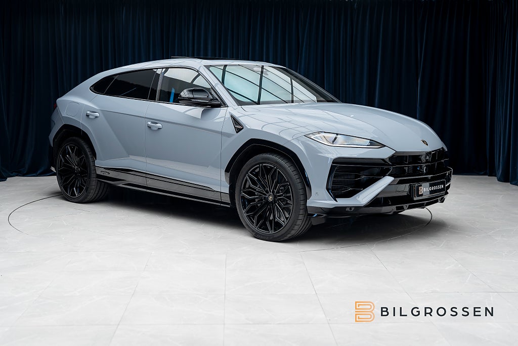 Lamborghini Urus SE Style-P Dark Adv 3D B&O Grigio Acheso 23” NY