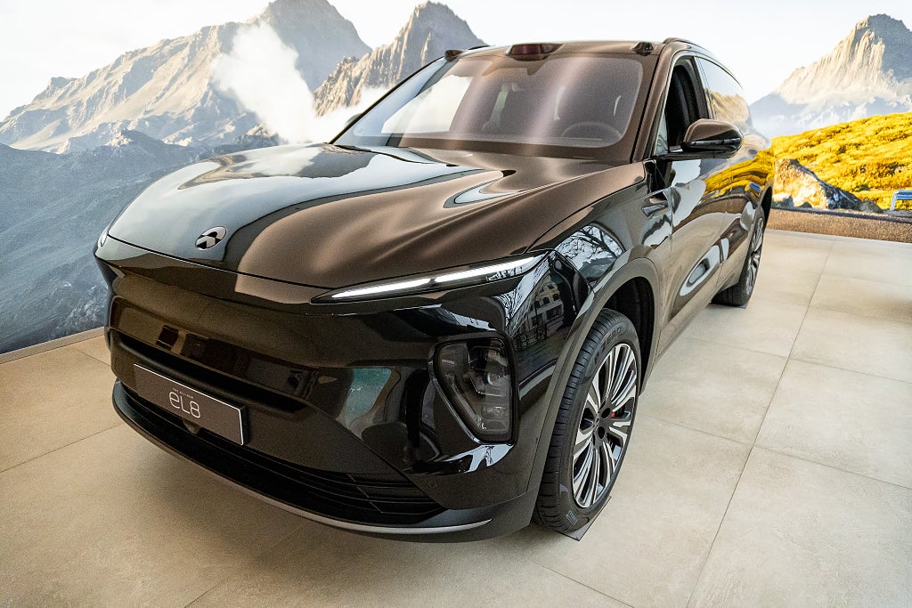 NIO EL8 100 kWh/AWD/653HK/6-Sits/Head up/Pano