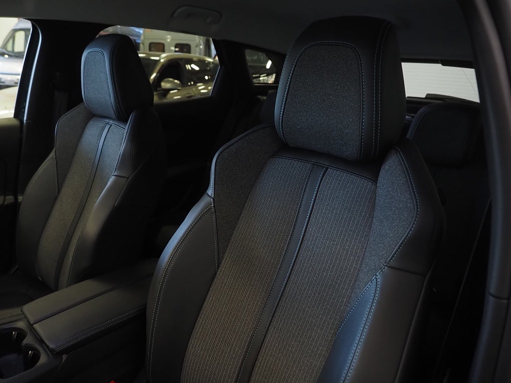 Peugeot 3008 Allure 300HK AWD Plug in Hybrid |Drag|Kamera|Navi| 2022